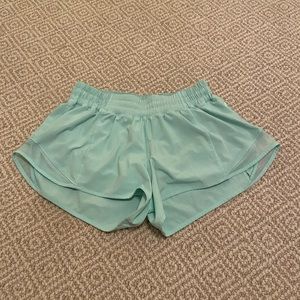 Lululemon Hotty Hot Shorts Rare Color 2.5 Inch
